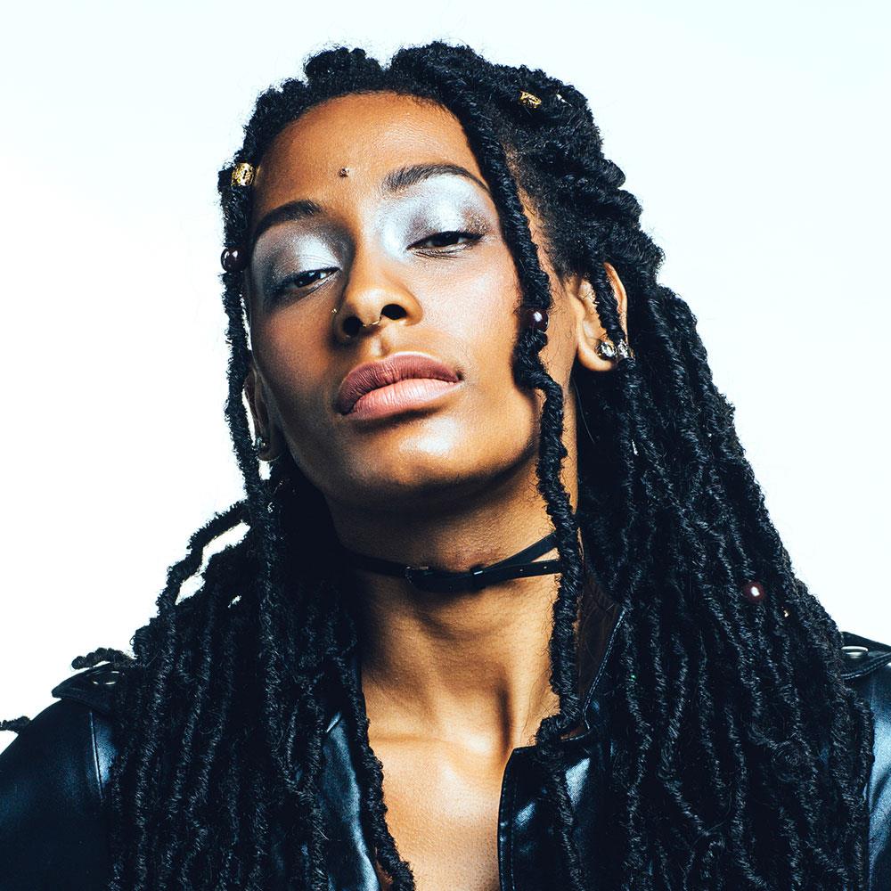 Höstmakeuptrend frosted eyeshadow