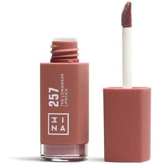 Ein rosa Lippenstift mit Applikatorbürste, beschriftet mit Zahlen und Text, bereit zur Anwendung.