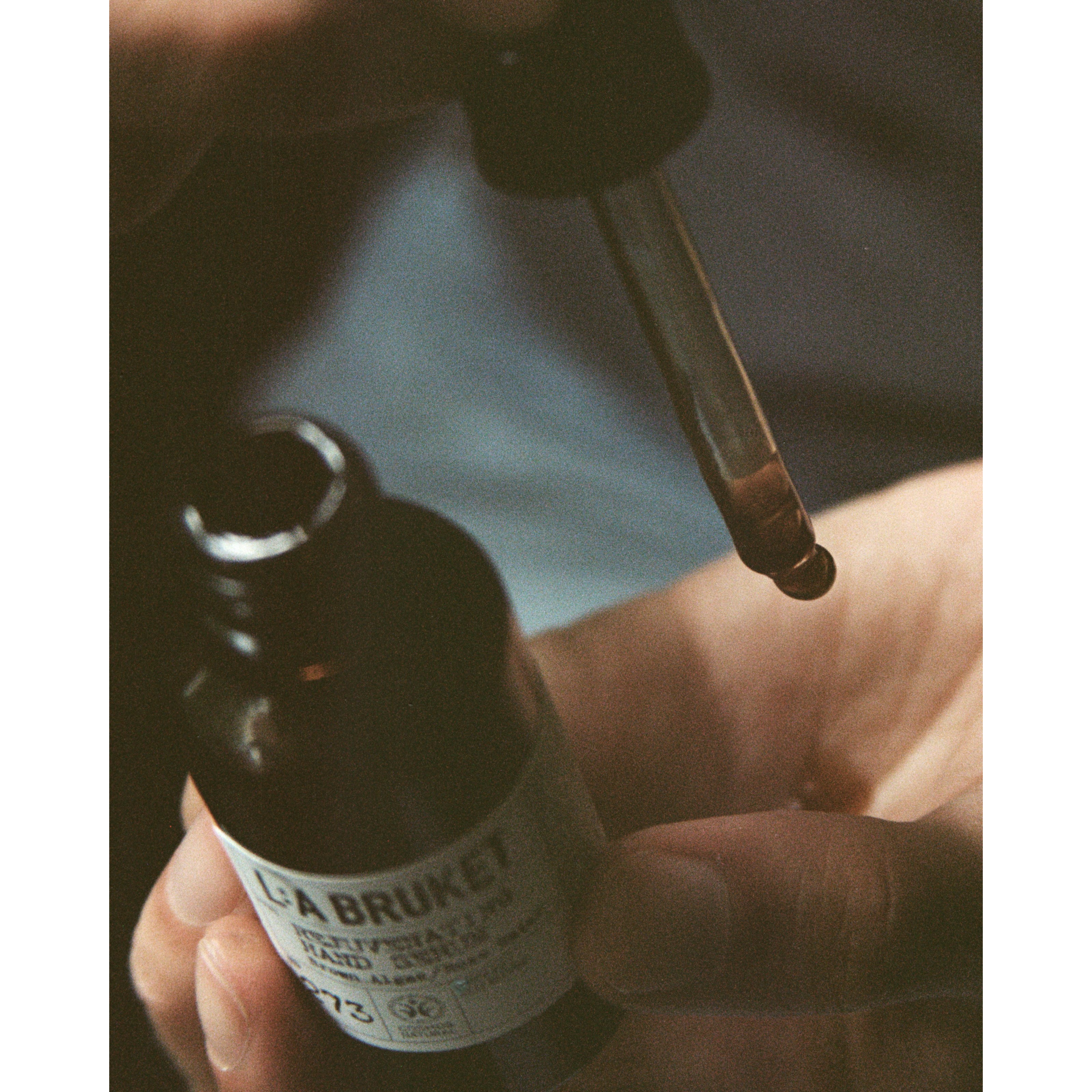 L:a Bruket 273 Rejuvenating Hand Serum 30 ml (obrázok 8)