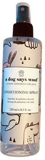 En sprayflaska märkt för hundar, doftande balsamspray, 240 ml, med lekfull hund- och tassavtryckdesign.