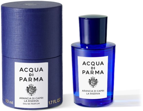 Hajuvesi pullo ja laatikko, joissa lukee 'Acqua di Parma' ja sininen muotoilu.