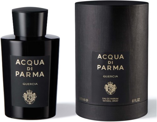 En sort parfume flaske og en matchende cylindrisk kasse med guldtekst for Acqua di Parma Quercia.