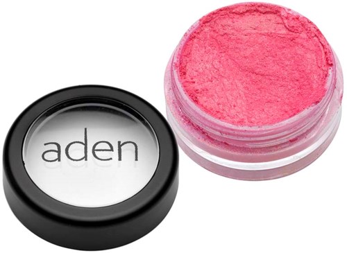 Lille krukke med pink øjenskygge og sort låg, mærket "aden."