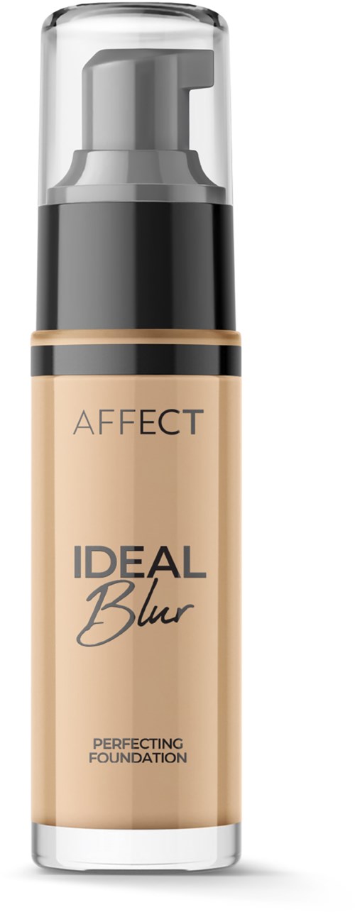 En flaske foundation med beige væske, sorte og guld accenter, og en klar pumpehætte.