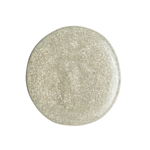 En rund, glittrig, silverfärgad tablett med något texturerad yta.