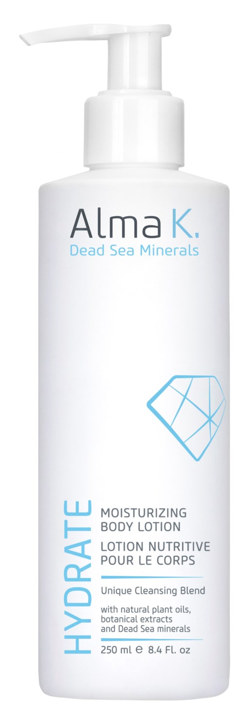 En hvit flaske med pumpe viser Alma K. Hydrate fuktighetsgivende kroppslotion, som inneholder Dødehavsmineraler, for hudfuktighet.