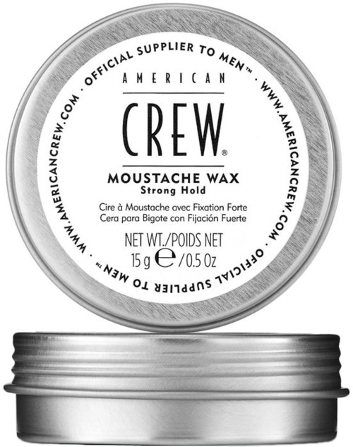 En rund behållare med American Crew mustaschvax med stark hållbarhet, 15 gram, webbplatsinformation och produktbeskrivning.