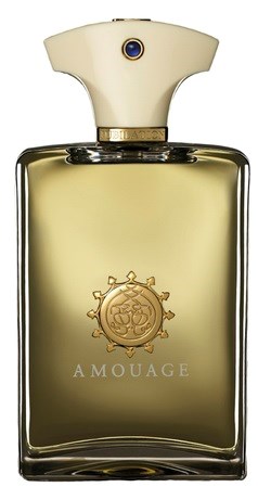 En parfyllåda med gyllene etikett, krämfärgad kapsel och elegant design, med Amouage-loggan.