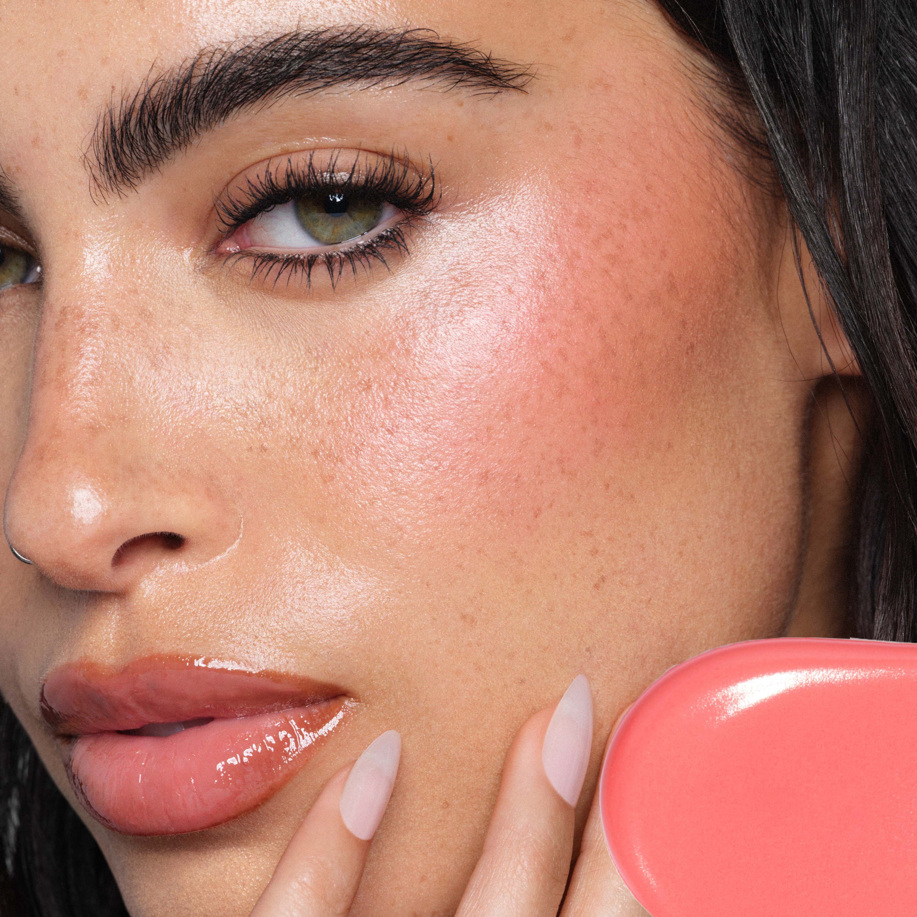 Anastasia Beverly Hills Blurring Serum Blush Hibiscus (obrázok 9)
