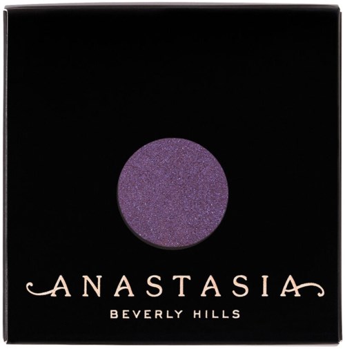 Ein schwarzer Kasten mit einem lila Kreis und dem Text "Anastasia Beverly Hills" darunter.