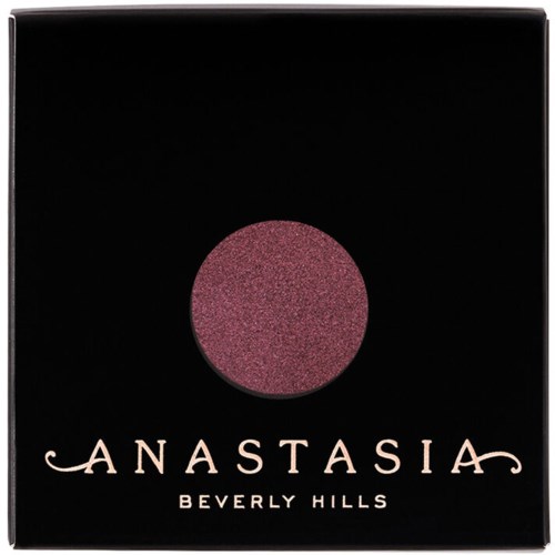 En svart box med en rosa cirkulär ikon och texten 'Anastasia Beverly Hills' längst ner.