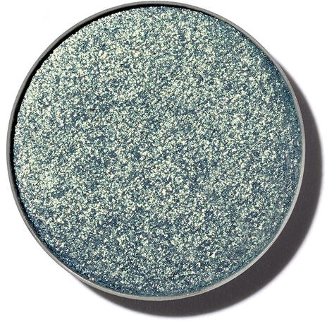 En rund behållare fylld med glittrig, metallfärgad glitter med silver-grön nyans.