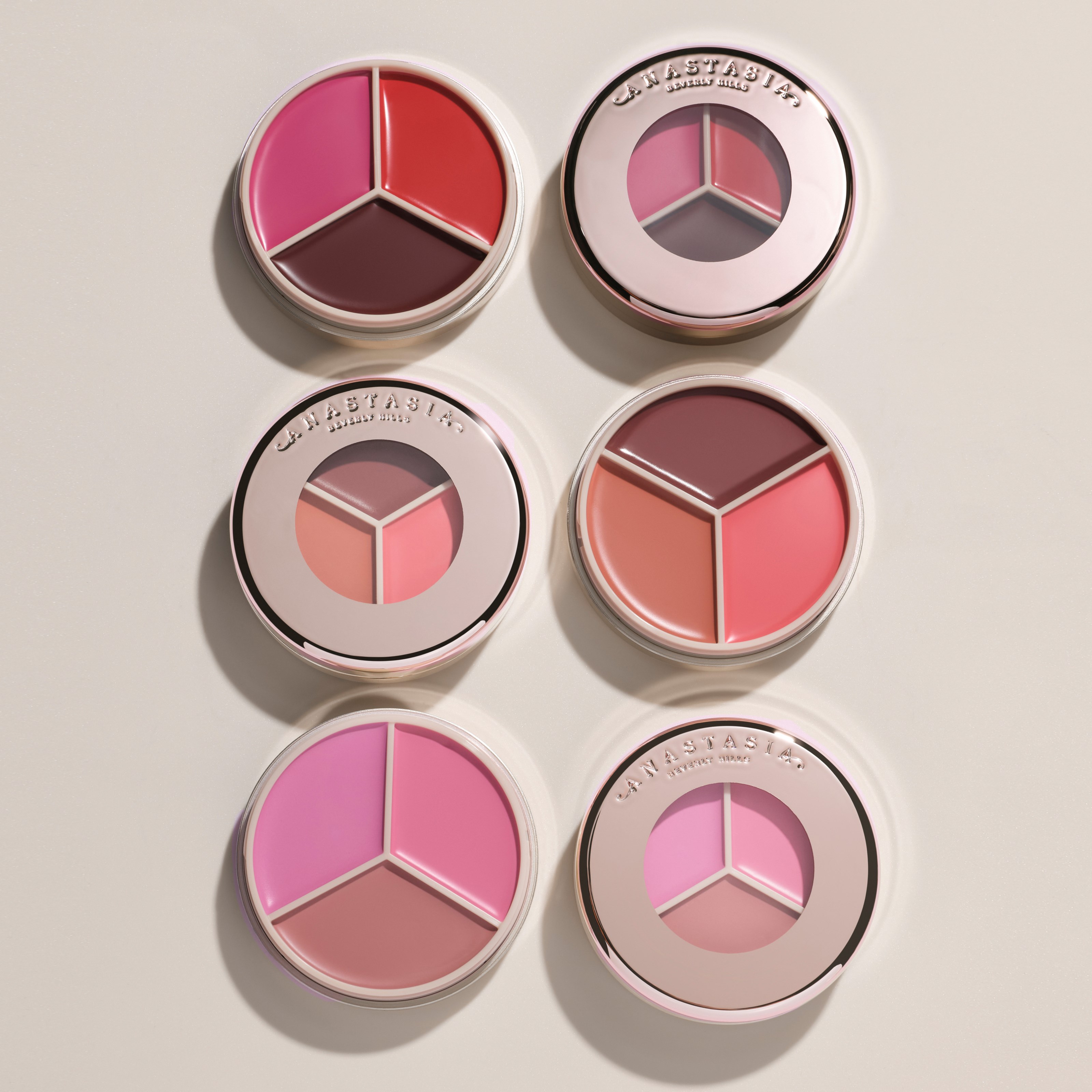 Anastasia Beverly Hills Magic Touch Blush Trio Peach (obrázok 10)