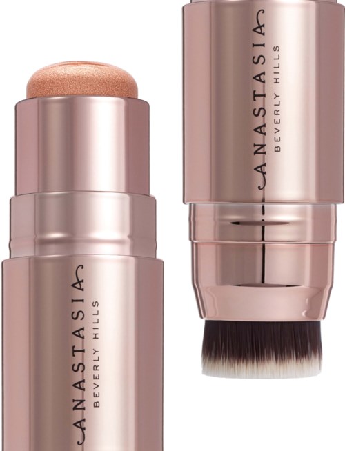 En makeup-børste med en beige rund spids og et rosa metallhåndtag med mærket Anastasia Beverly Hills.