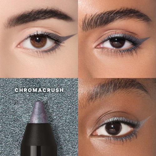 Nærbilde av tre øyemakeup-utseender med forskjellige eyeliner-stiler og farger, inkludert glitter og metalliske nyanser.