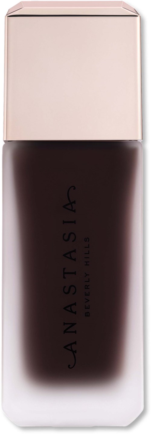 Mörkbrun flytande foundation i en elegant vit flaska med ett guldlock, märkt Anastasia Beverly Hills.
