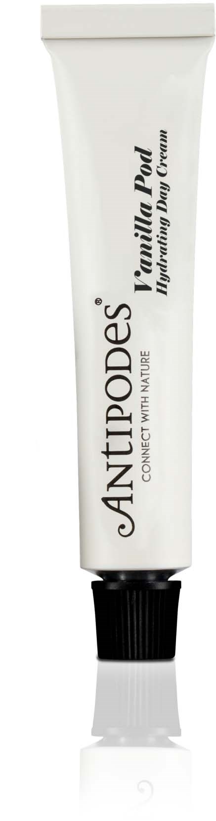 Pieni valkoinen tuubi mustalla korkilla, merkinnällä 'ANTIPODES Vanilla Pod Hydrating Day Cream' mustalla tekstillä.