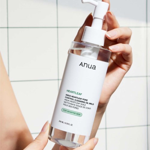 ANUA Heartleaf Pore Control Cleansing Oil Mild