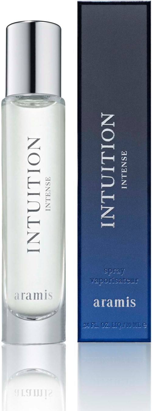 En klar glasflaska med spray och silverlock, och en blå förpackning, märkt Intuition Intensive av Aramis.