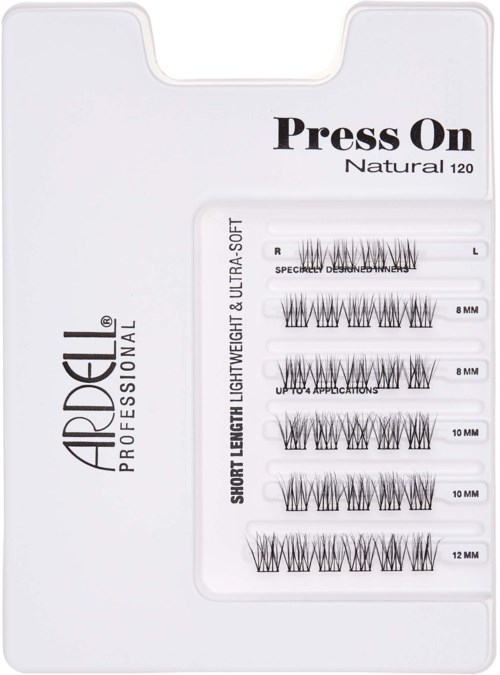 Een doosje nepwimpers gemerkt 'Press On Natural 120' voor korte, lichte en zachte wimpers.