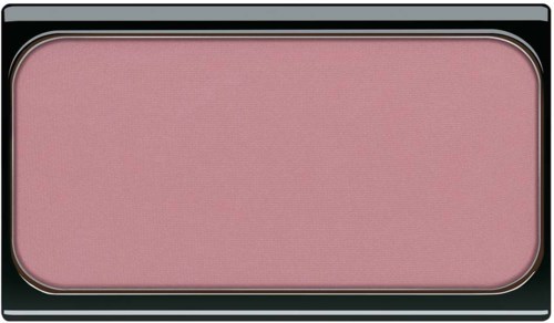 Een roze make-up blush in een zwart en zilver compact.