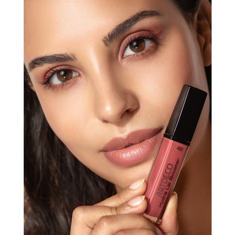 Artdeco Pomadka do ust Hydra Lip Booster 40 Translucent Cryptal Bud (obrázok 4)