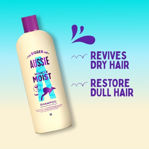 Shampoopullo, joka on merkiltään Aussie Miracle Moist, ja se virkistää kuivaa hiusta ja palauttaa tylsän hiuksen.