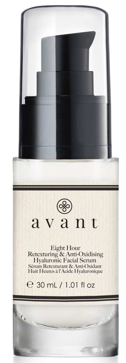 En tydlig flaska med svart pump, märkt 'avant'. Den innehåller en hudvårdsprodukt som heter 'Eight Hour Retexturing & Anti-Oxidising'.