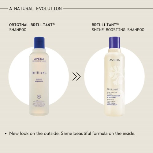 Sammenligning af to Aveda-shampoo-flasker, Original Brilliant og Brilliant Shine Boosting, der viser forskellige emballager og etiketter.
