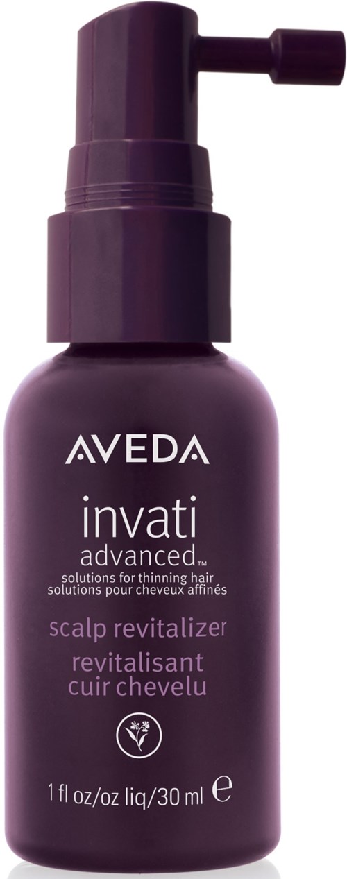 Eine lilafarbene Flasche mit der Aufschrift 'AVEDA invati advanced' und Pumpaufsatz für Haarpflege.