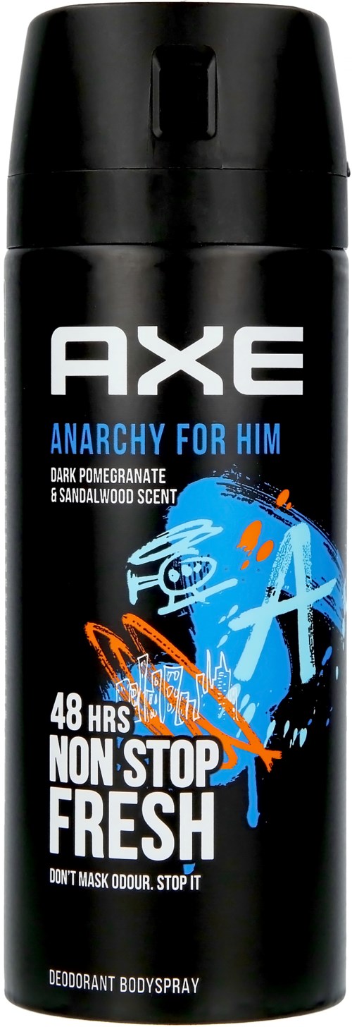 En sort spraydåse med AXE-logo, mærket til mænd, duft af mørk granatæble og sandeltræ, lover 48 timers friskhed.