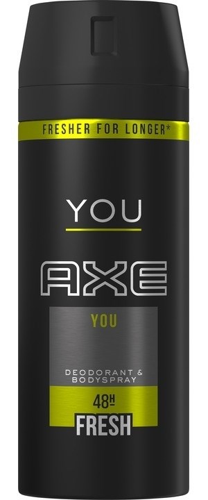 Een zwarte AXE bodyspray met gele details, belooft frisheid en 48 uur frisheid.