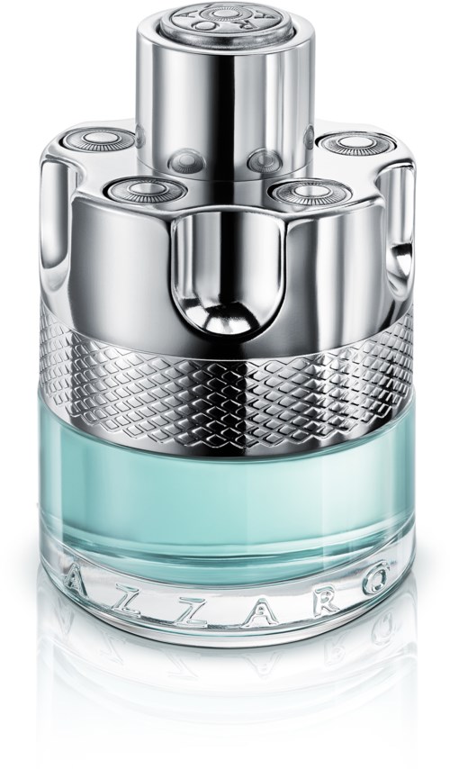 Eine moderne Parfümflasche mit silberner Kappe und hellblauer Flüssigkeit.