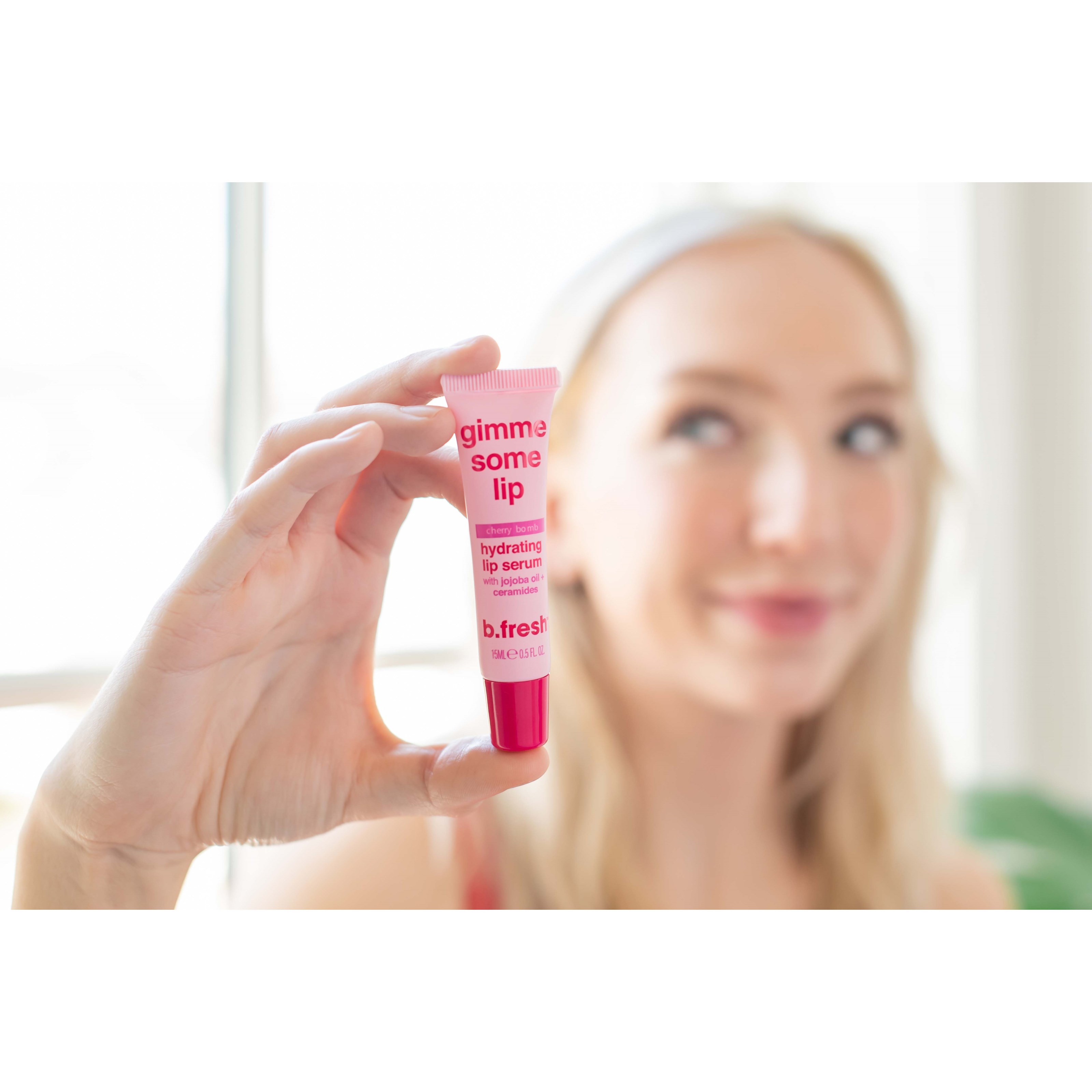 Alternativ bild 1 för b.fresh Gimme Some Lip Hydrating Lip Serum 15 ml