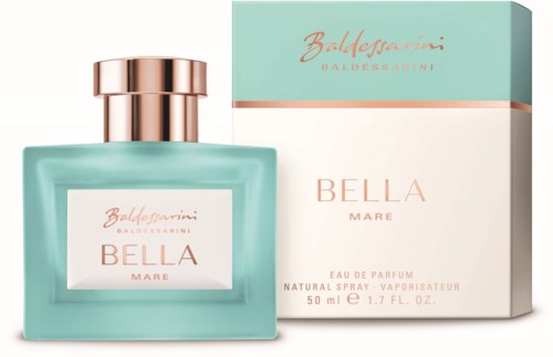 butelka perfum i opakowanie w pastelowych kolorach z eleganckim tekstem, nazwa Bella Mare marki Baldessarini.