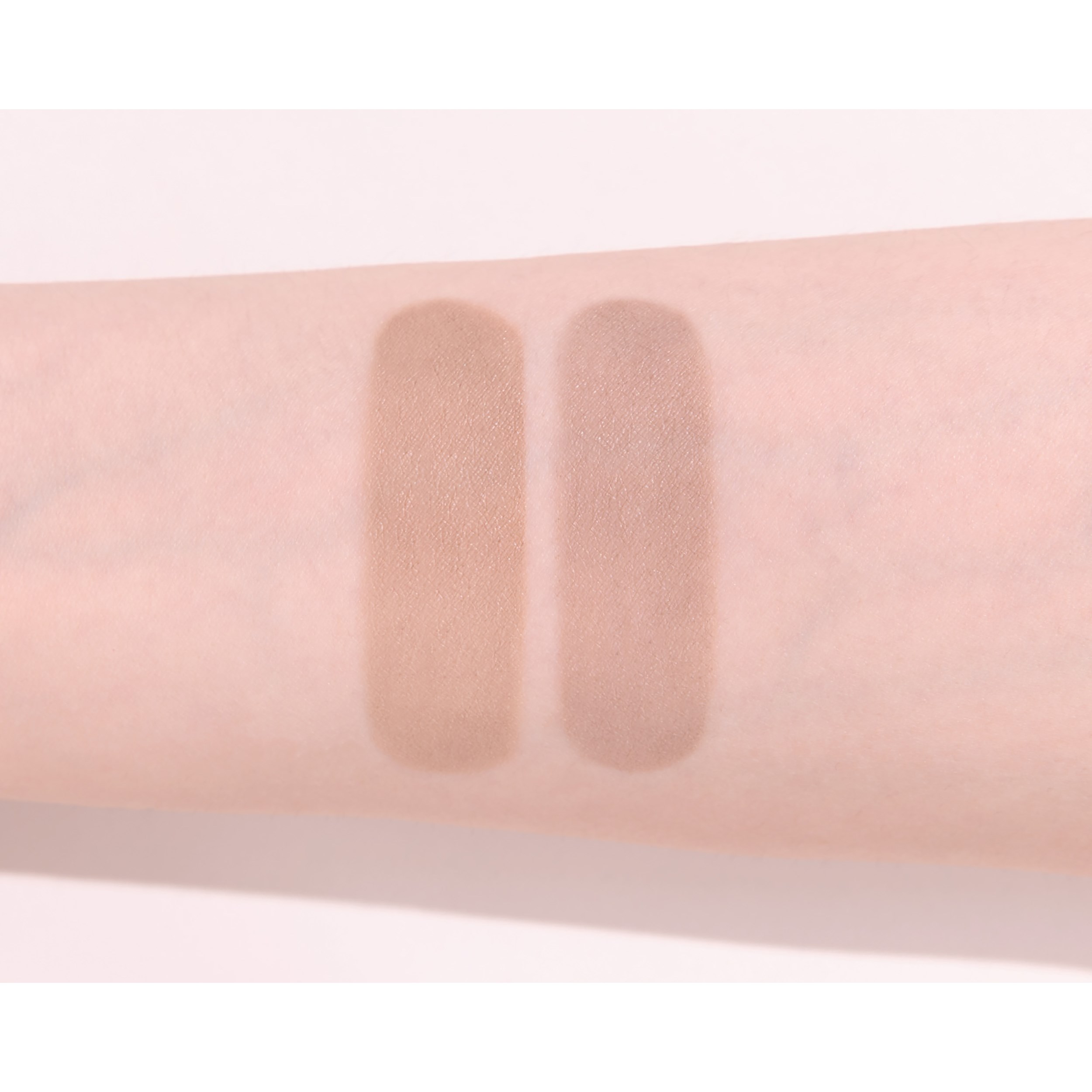 Banila Co Romantic Blush Contour 02 Stone Shade (obrázok 5)