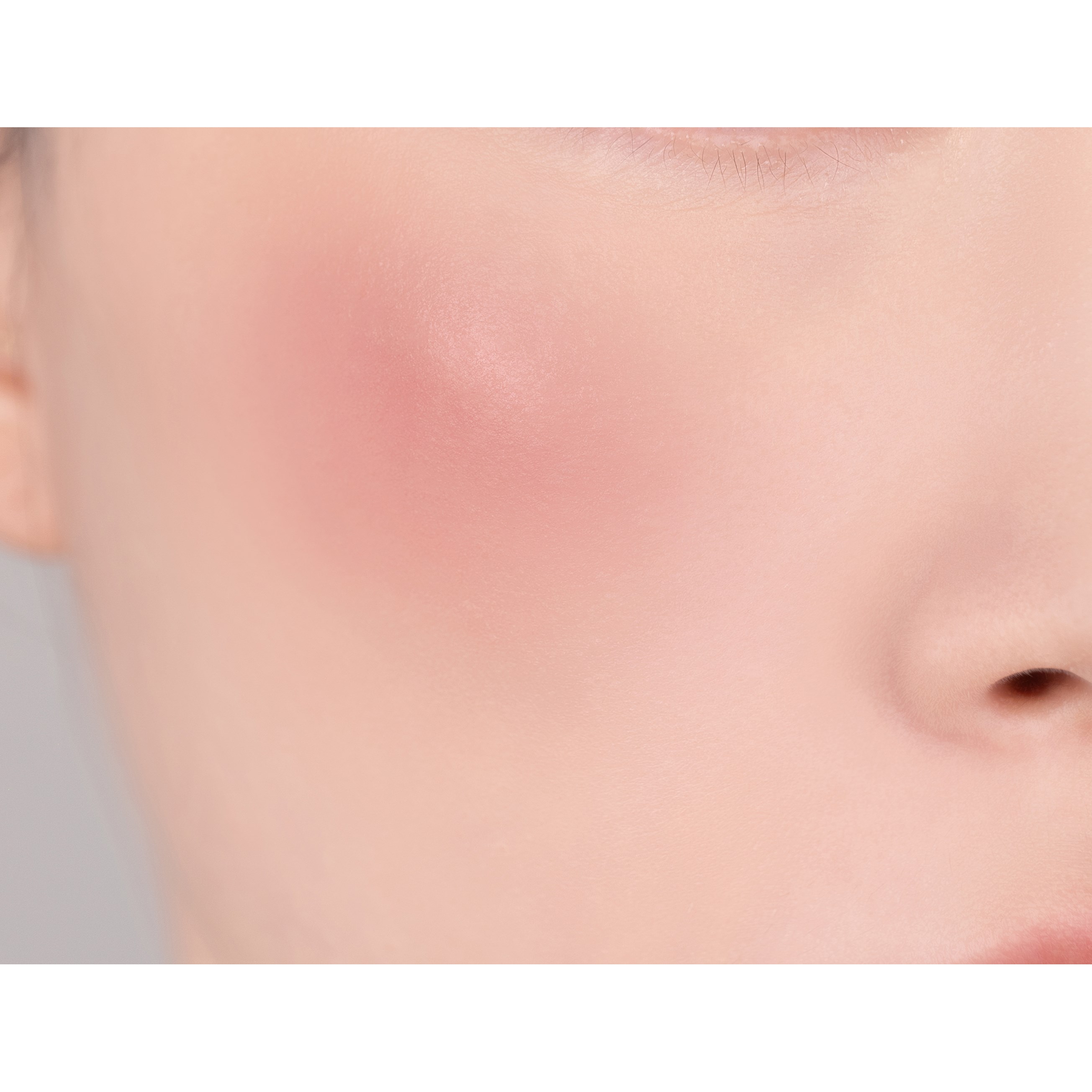 Banila Co Romantic Blush Lip & Cheek 10 Toffee Chocolate (obrázok 5)