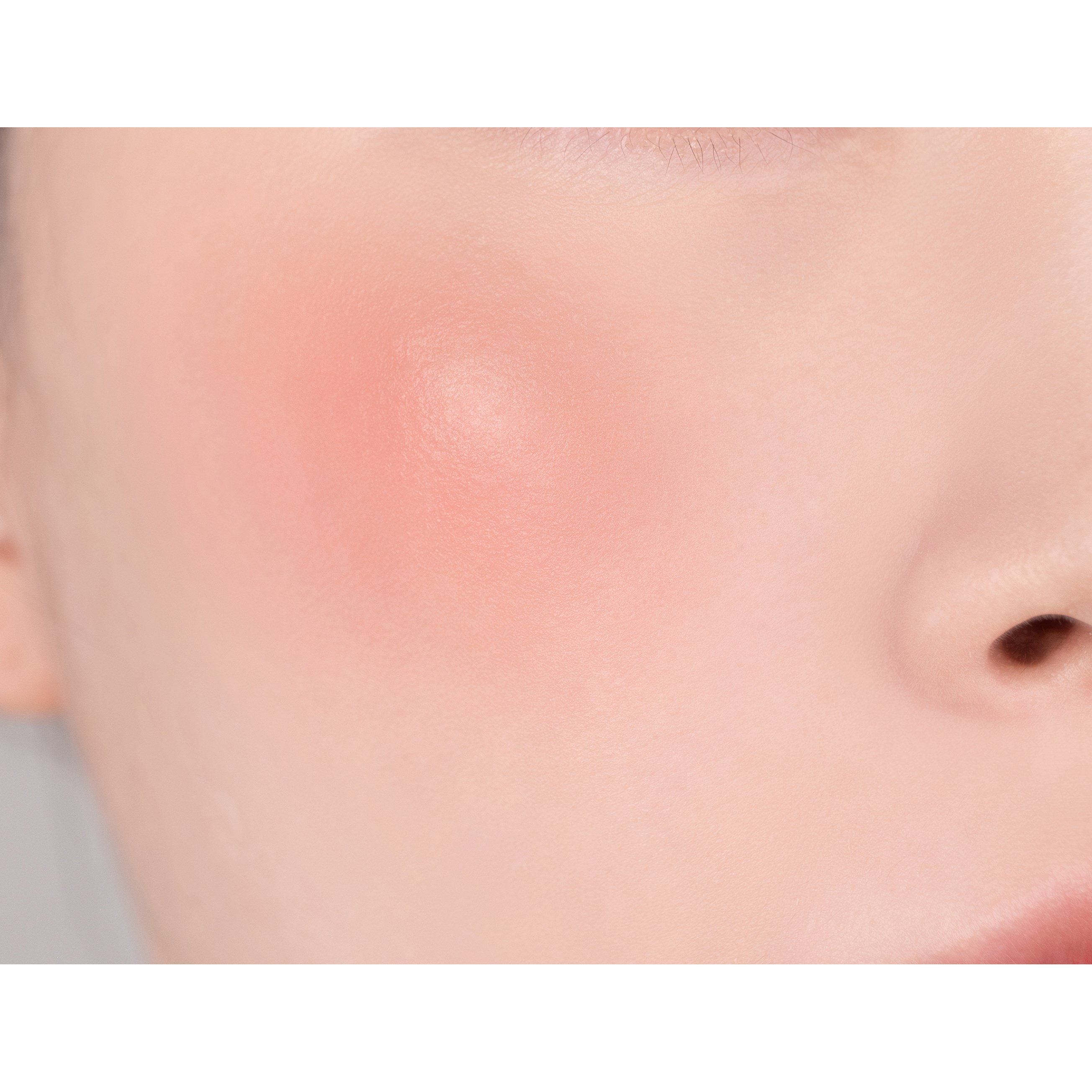 Banila Co Romantic Blush Lip & Cheek 13 Cream Coral (obrázok 5)