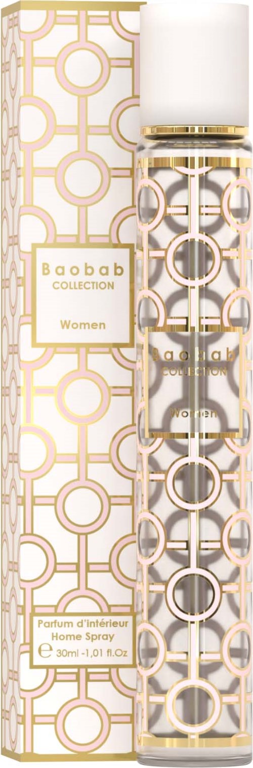 En lång, genomskinlig sprayflaska med vit kork, dekoration cirklar och gyllene detaljer, märkt Baobab Women, innehåller hemsprej.