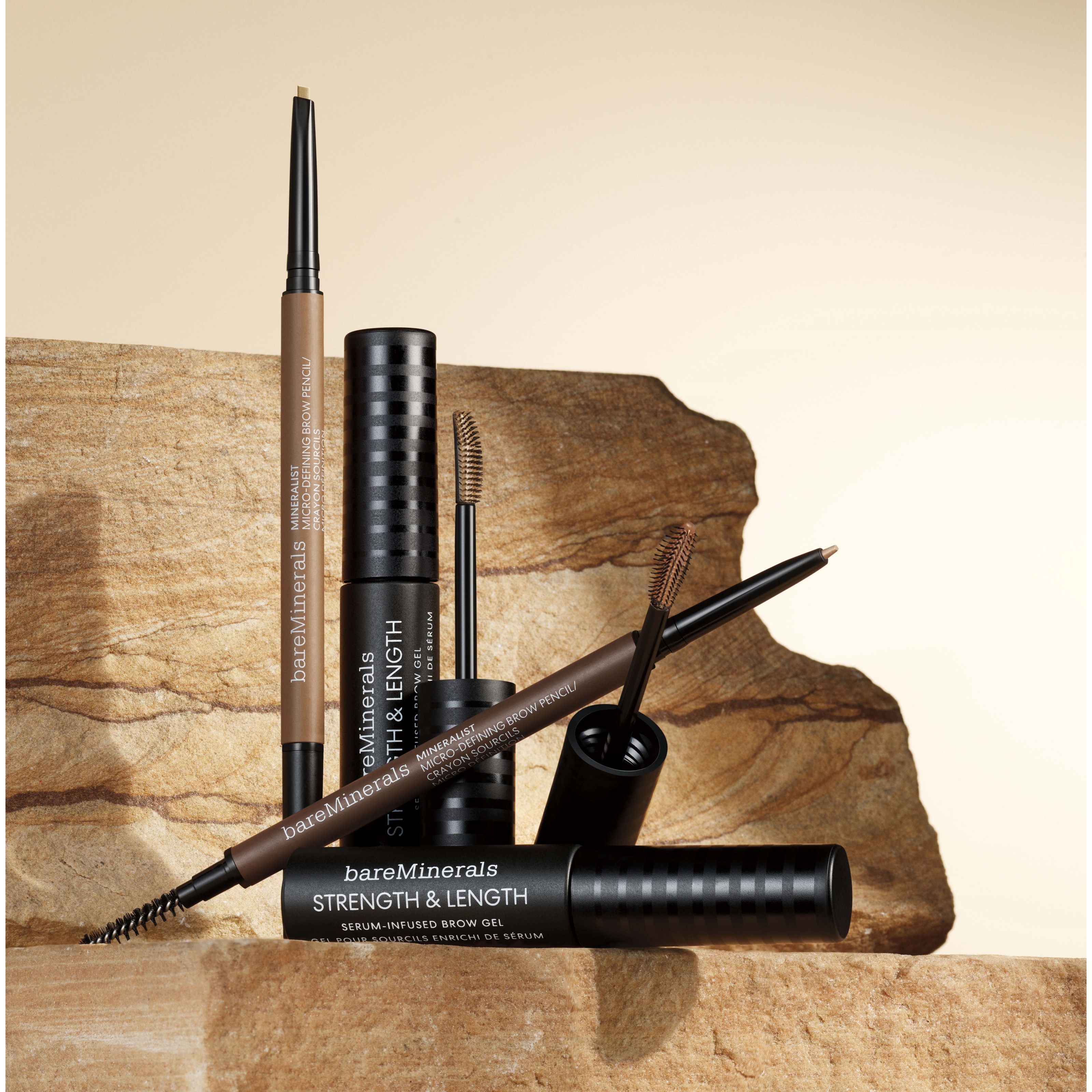 bareMinerals MINERALIST Micro-Defining Eyebrow Pencil Rich Black (obrázok 7)