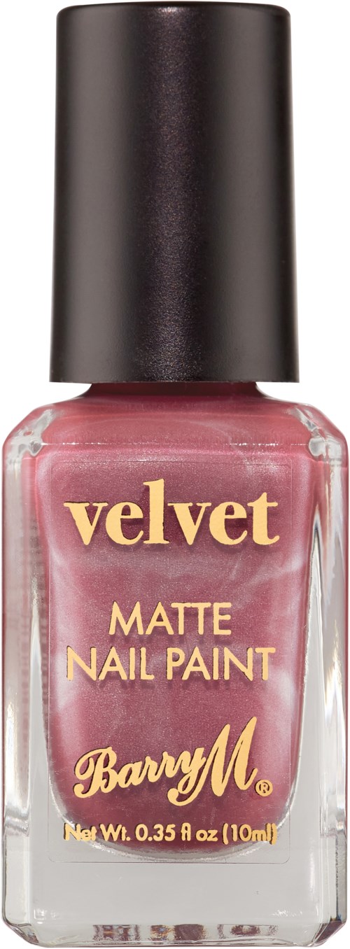 En lille flaske med mat rosa neglelak med sort låg og gyldent skrift.