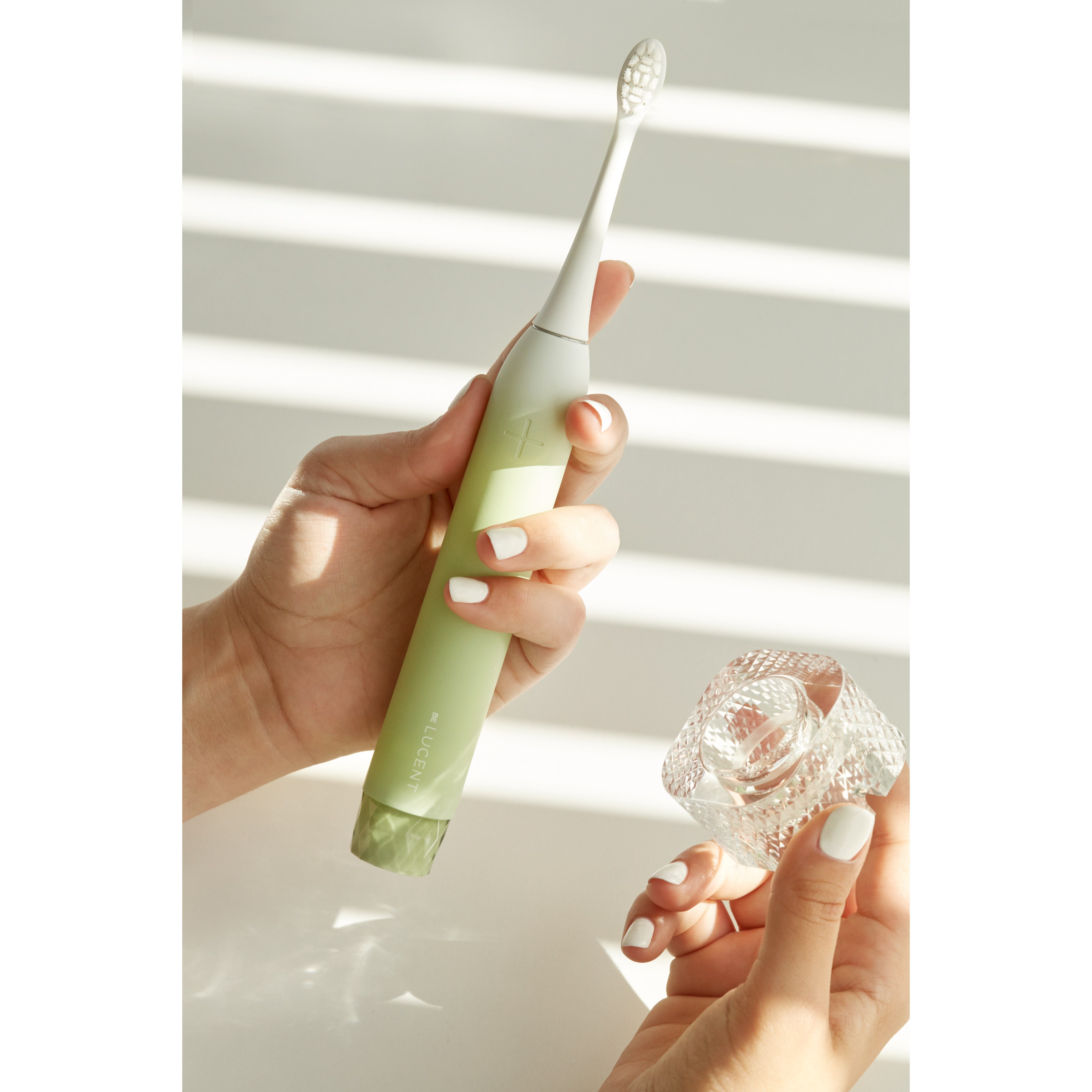 Be Lucent Prism Electric Sonic Toothbrush Mint (obrázok 5)