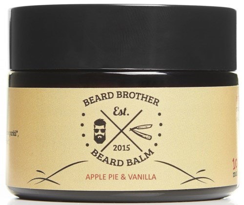 En burk med skäggbalsam märkt 'Beard Brother' med svart lock, doften är äppelpaj och vanilj, grundades 2015.