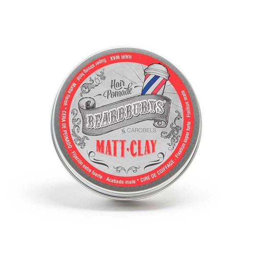En rund behållare för hårpomada med en barberarmotiv i rött, vitt och blått och röd text som säger "Matt Clay."