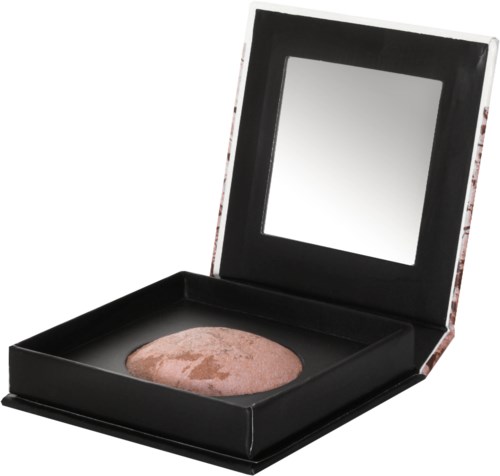 En makeup-kompakt med en spegel inuti och ett rosa puder.