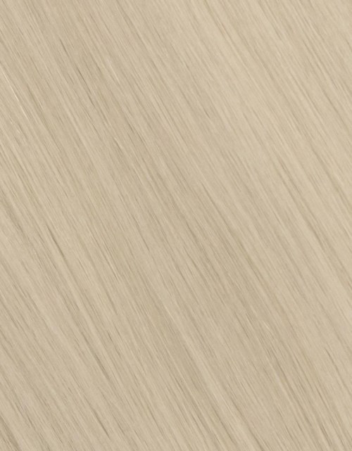 Kuvassa on yksinkertainen beige puupinta, jossa on sileä tekstuuri ja hienovaraiset vinottaiset viivat.