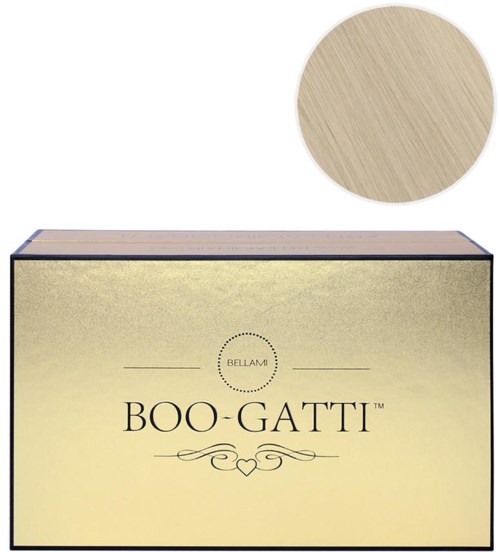 En box med etiketten 'Boo-Gatti' med guld- och beige-design och en cirkulär provbit av beige material.
