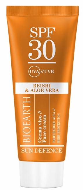 Orange solskyddsflaska med SPF 30, innehåller Reishi och Aloe Vera, för ansiktet, med UVA/UVB-skydd.