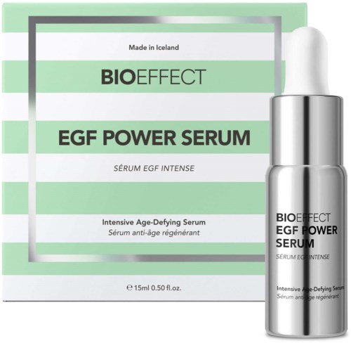 En låda och en liten silverflaska med BIOEFFECT EGF Power Serum för hudvård.