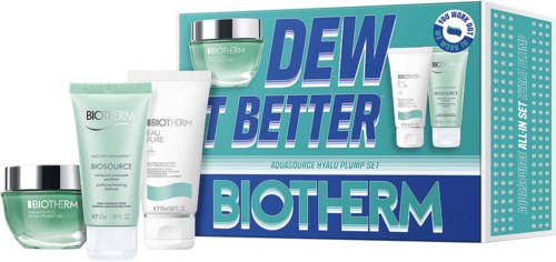 Biotherm hudvårdsprodukter i en box, inklusive krämer och rengöringsprodukter, med en etikett som främjar ett nytt värdepaket.